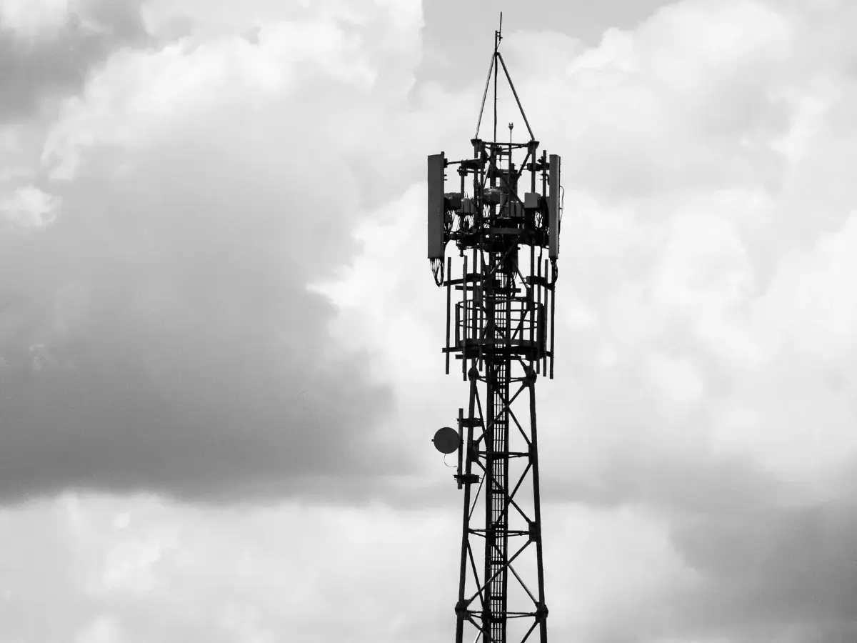 Pakistan Reaches 193 Million Cellular Subscribers - aamnewshub.com
