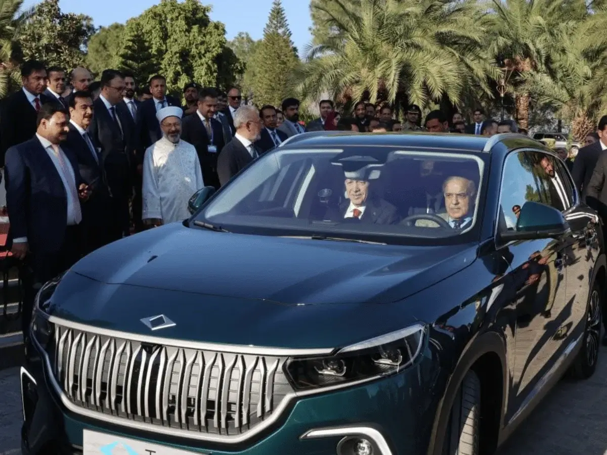 Erdogan Presents Zardari And Shehbaz With Turkish Electric Vehicles - aamnewshub.com